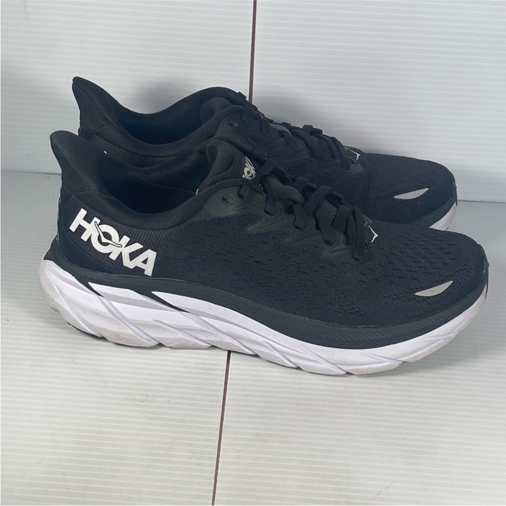 Hoka Clifton 8